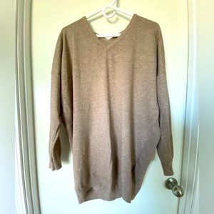 Women’s sweater NWOT